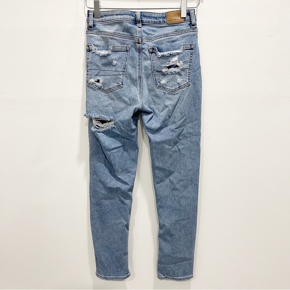 American Eagle Stretch Mom Jeans Distresses Light Wash High Rise Size 00 - Picture 3 of 12